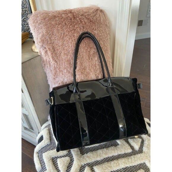 Mulberry for Target Black Quilted Velvet/Patent Weekend Travel Tote/Sachel - Picture 2 of 6